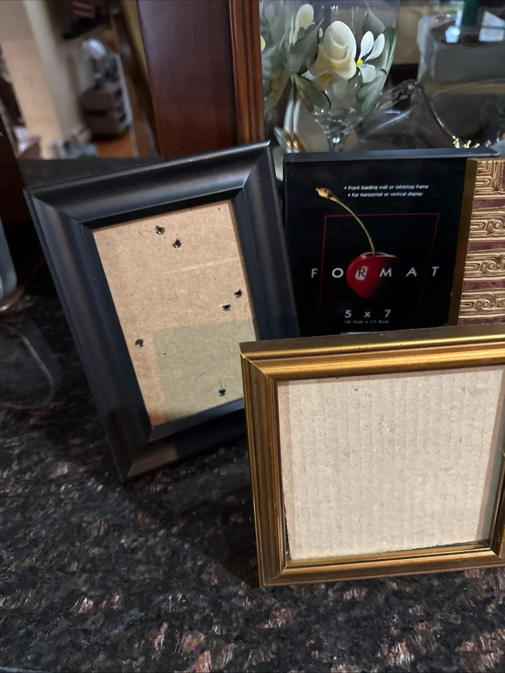 Mixed Decorative Picture Frame Set in Brown, Black, Gold